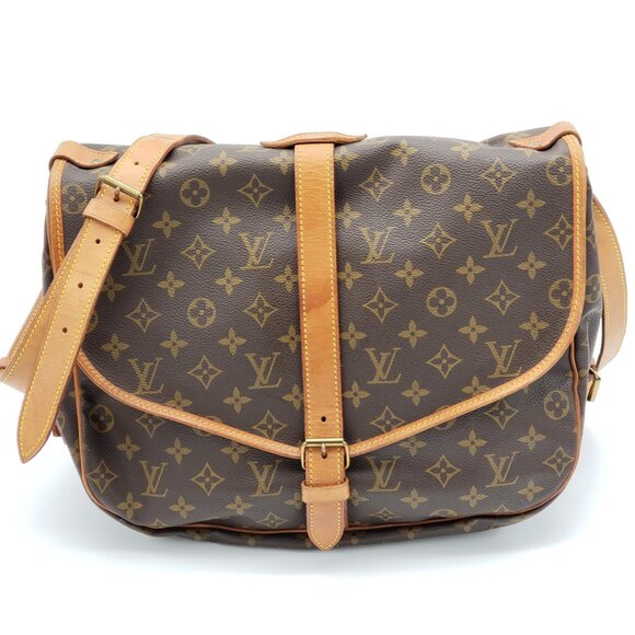 LOUIS VUITTON Saumur 35 Monogram Shoulder Bag 420-102025 - Picture 1 of 15